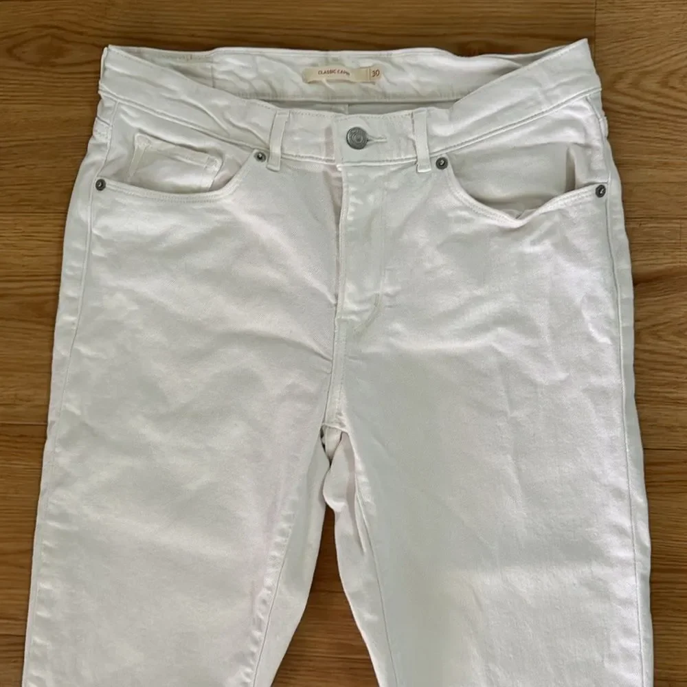 Levi's Womens White Classic Capril Denim Pants Sz 30 Everydaywear Casual Neutral
